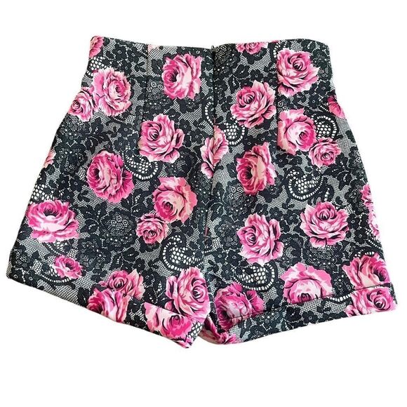 Stretch Bootie Black Lace & Pink Rose Print Shorts​​​​ - Picture 2 of 9
